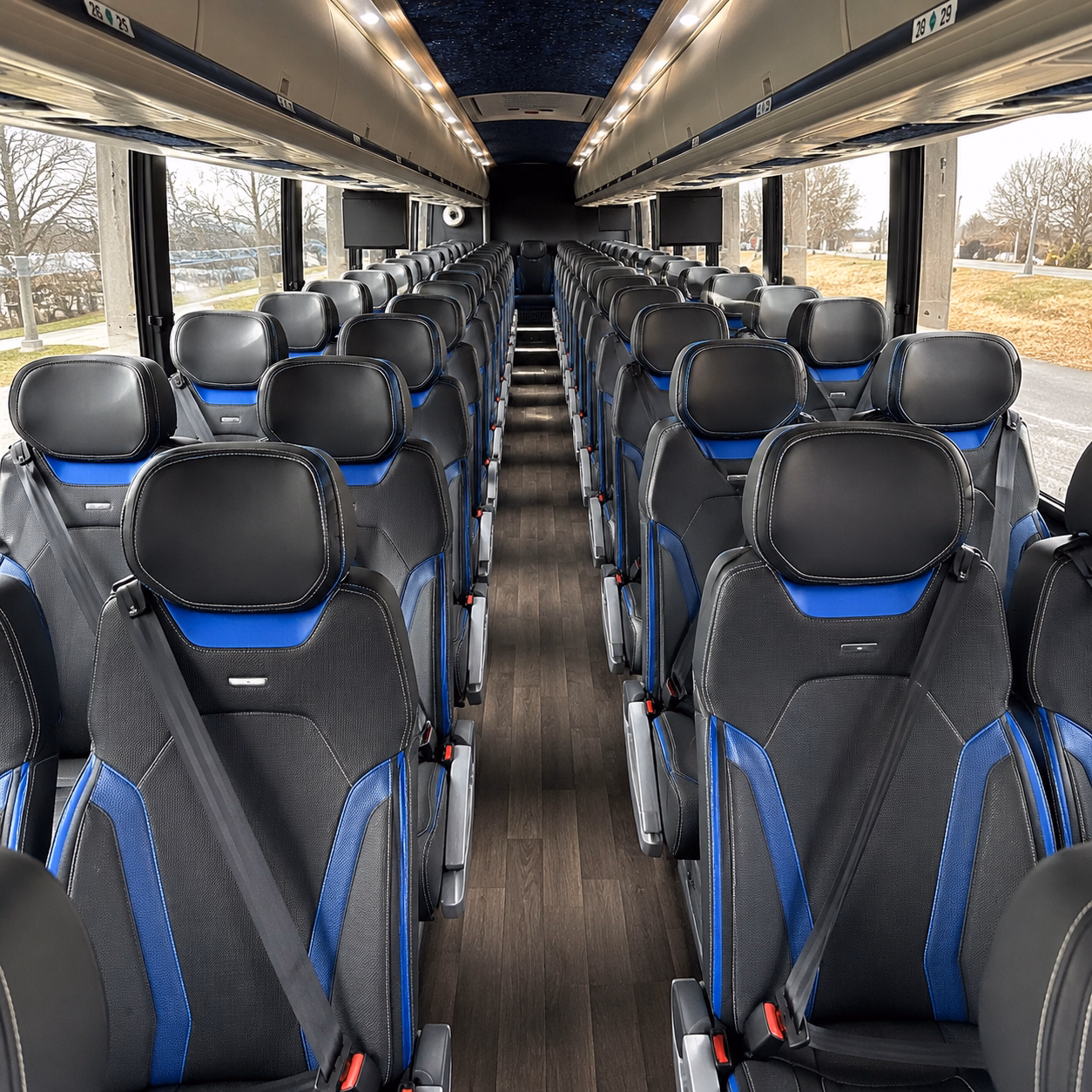 charter buses to the pinnacle sylvania country club and toledo s suburban reception venues