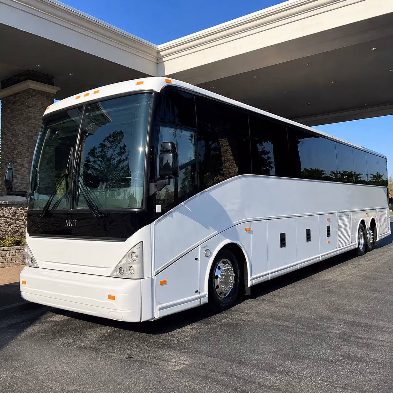 how the distance and duration of your trip affect charter bus rates in toledo ohio